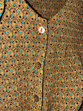 Adorable vintage Gold and Teal Button-Up Shirt, size 6!!! USA